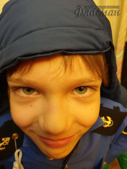 2019-10-27 18-59-41_r